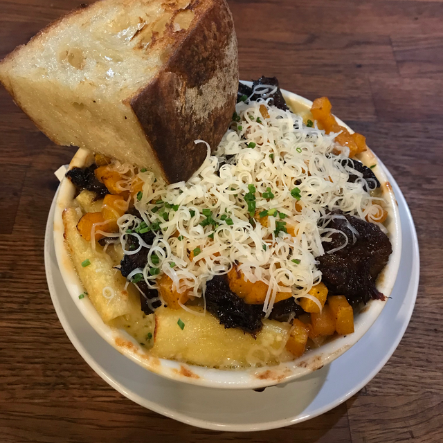 Mac & Cheese- Oxtail.